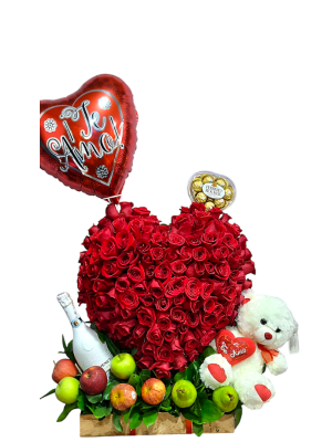 Arreglo de rosas en forma de corazón con globo "Te Amo", champán, frutas y un osito de peluche.
