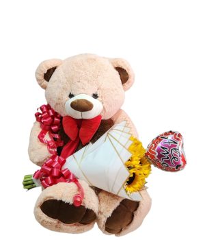 Oso de peluche con flores y un globo de "Te amo".