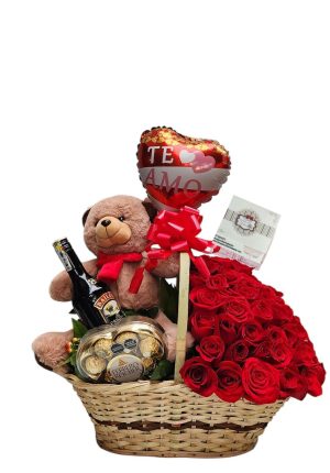 Canasta con rosas, peluche, licor Baileys y chocolates Ferrero, un regalo elegante y especial.