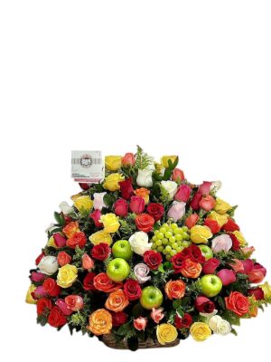 Arreglo de flores mixtas con frutas