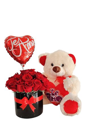 Cilindor de rosas y pleuches